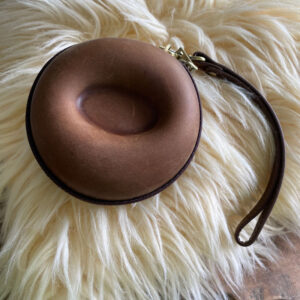 Donut shape retro coffee colour watch travel case. Made with "Crazy Horse" style genuine cow leather.